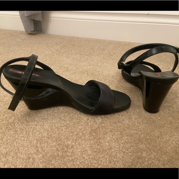 Prada black wedge - Picture 2 of 4